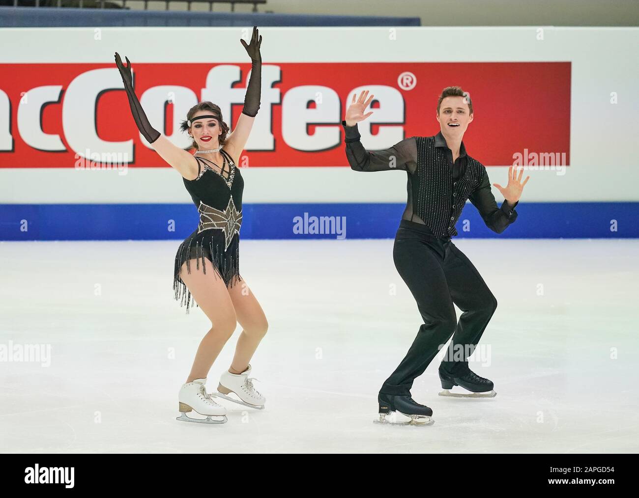 Steiermarkhalle, Graz, Autriche. 23 janvier 2020: Mina Zdravkova et Christopher M. Davis de Bulgarie lors de la danse sur glace aux Championnats européens de patinage artistique de l'UIP à Steiermarkhalle, Graz, Autriche Banque D'Images