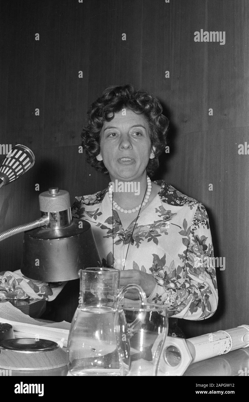 Congrès l'état de la recherche sur le cancer, en RAI, Dr. Ph. C. Hageman Date: 29 septembre 1973 mots clés: Congrès Nom de l'institution: RAI Banque D'Images