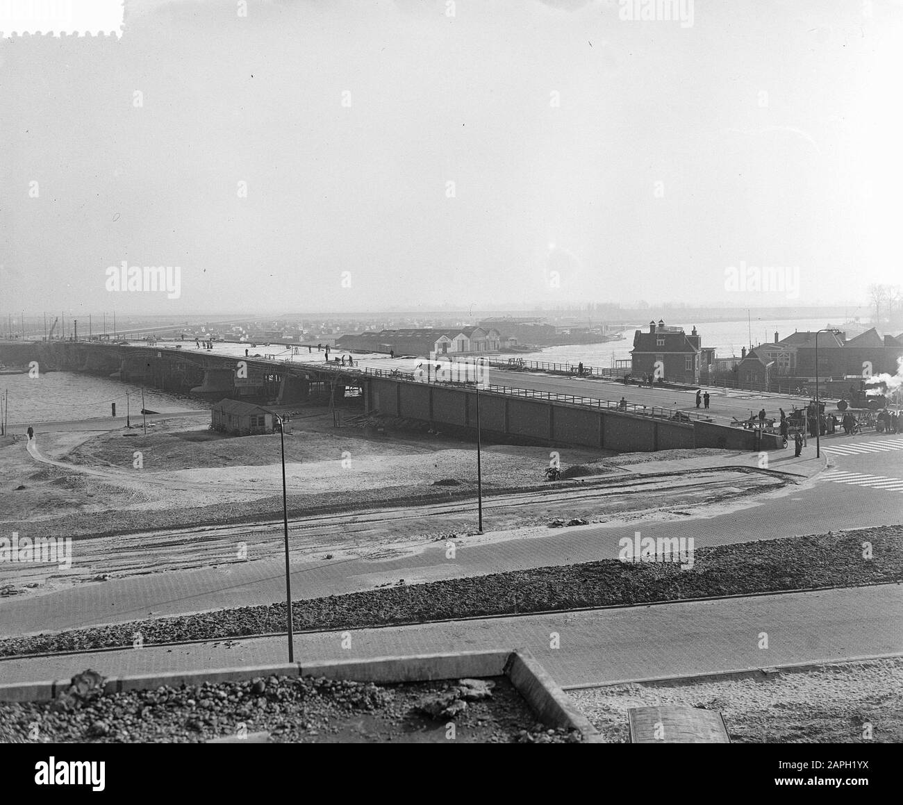 Pont sur l'Amstel Date: 12 mars 1954 mots clés: Pont Nom De La Personne: Amstel Banque D'Images