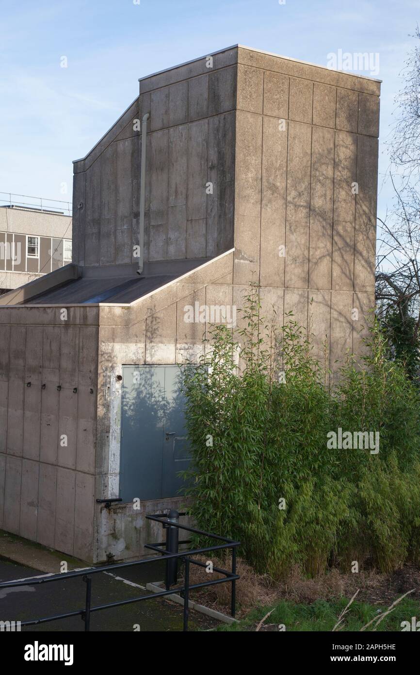 Bâtiment Brutaliste à Bristol. Banque D'Images
