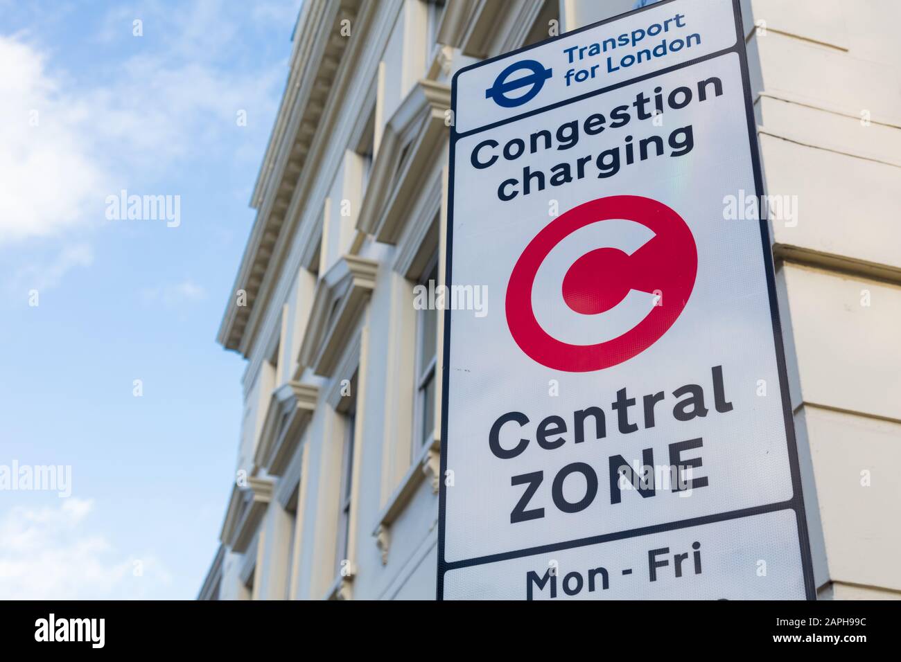 Signalisation des Frais de congestion sur Millbank Banque D'Images