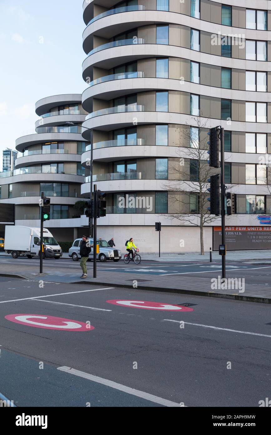 Signalisation des Frais de congestion sur Millbank Banque D'Images