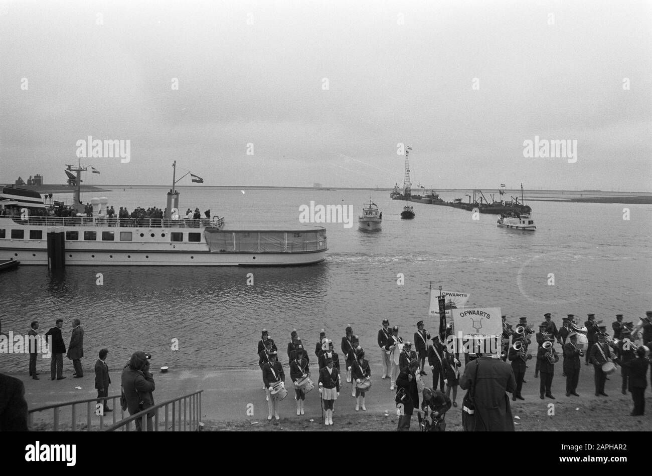 Ouverture Eemshaven Par Koningin Juliana Description: De Eemshaven Date: 7 Juin 1973 Lieu: Eemshaven Mots Clés: Ports Banque D'Images