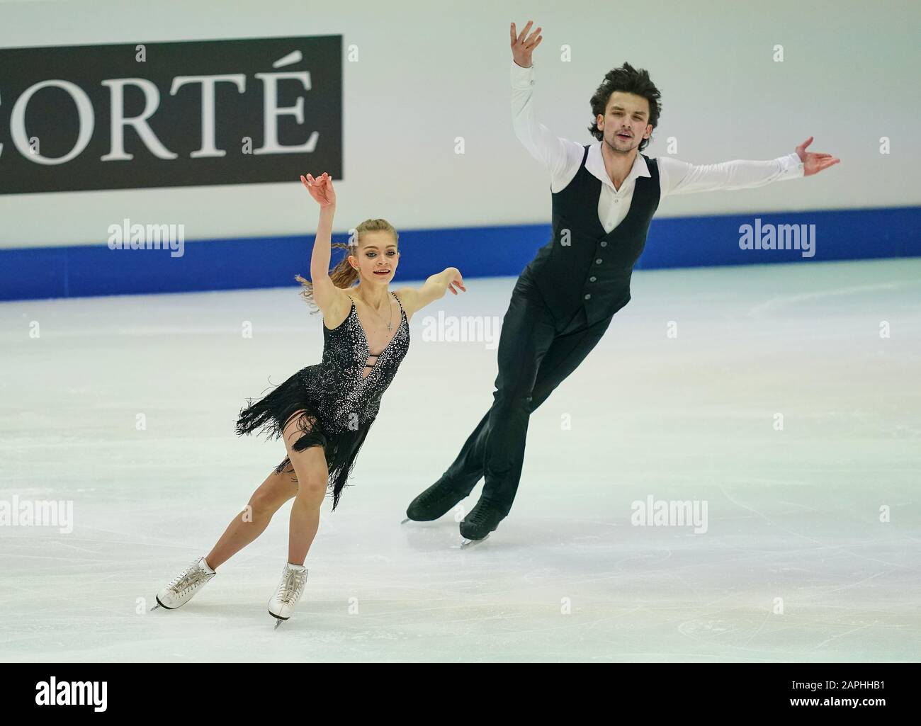 Steiermarkhalle, Graz, Autriche. 23 janvier 2020. Maria Kazakova et Georgy Reviya de Géorgie lors de la danse sur glace aux Championnats européens de patinage artistique de l'UIP à Steiermarkhalle, Graz, Autriche. Crédit: Csm/Alay Live News Banque D'Images