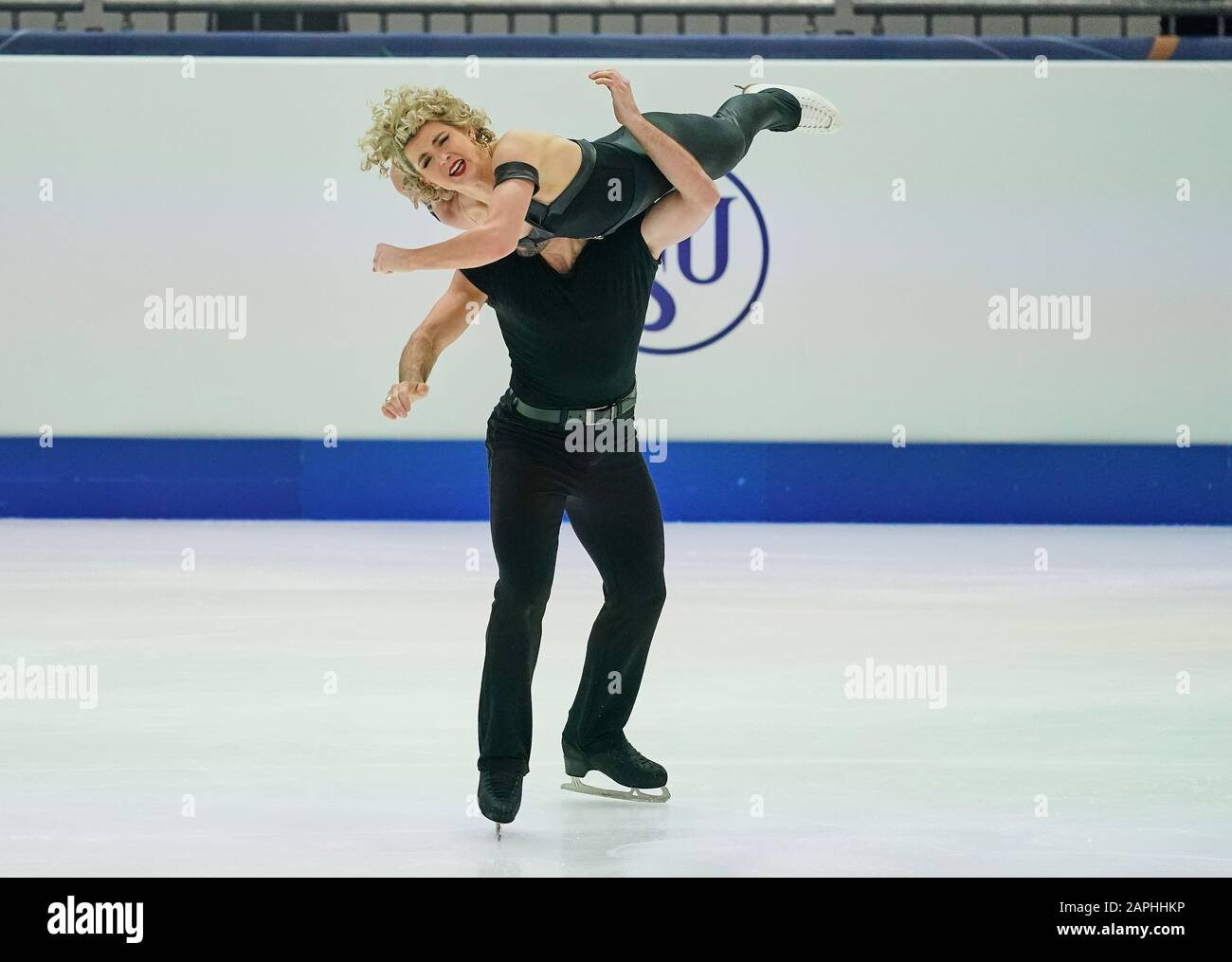 Steiermarkhalle, Graz, Autriche. 23 janvier 2020. Olivia Smart et Adrian Diaz d'Espagne pendant la danse sur glace aux Championnats européens de patinage artistique de l'UIP à Steiermarkhalle, Graz, Autriche. Crédit: Csm/Alay Live News Banque D'Images