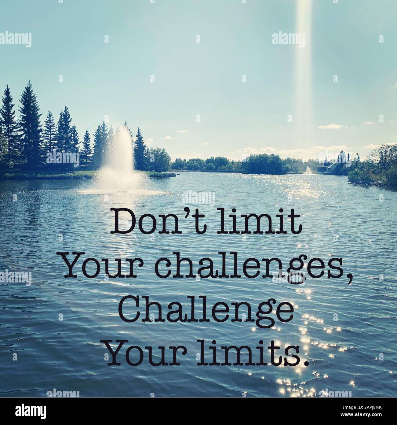 Citation Inspirante Ne Limitez Pas Vos Defis Defiez Vos Limites Avec Lac En Arriere Plan Photo Stock Alamy Citation Inspirante Ne Limitez Pas Vos Defis Defiez Vos Limites Avec Lac En Arriere Plan Photo Stock Alamy