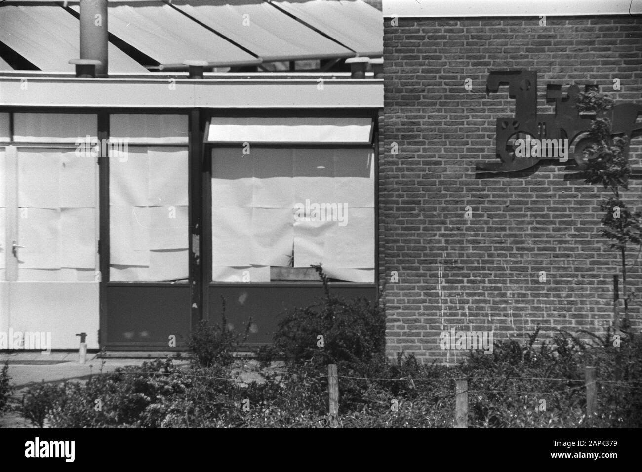 Troisième jour prise d'otages école Bovensmilde; école fermée par date: 25 mai 1977 lieu: Bovensmilde mots clés: Otages, écoles Banque D'Images