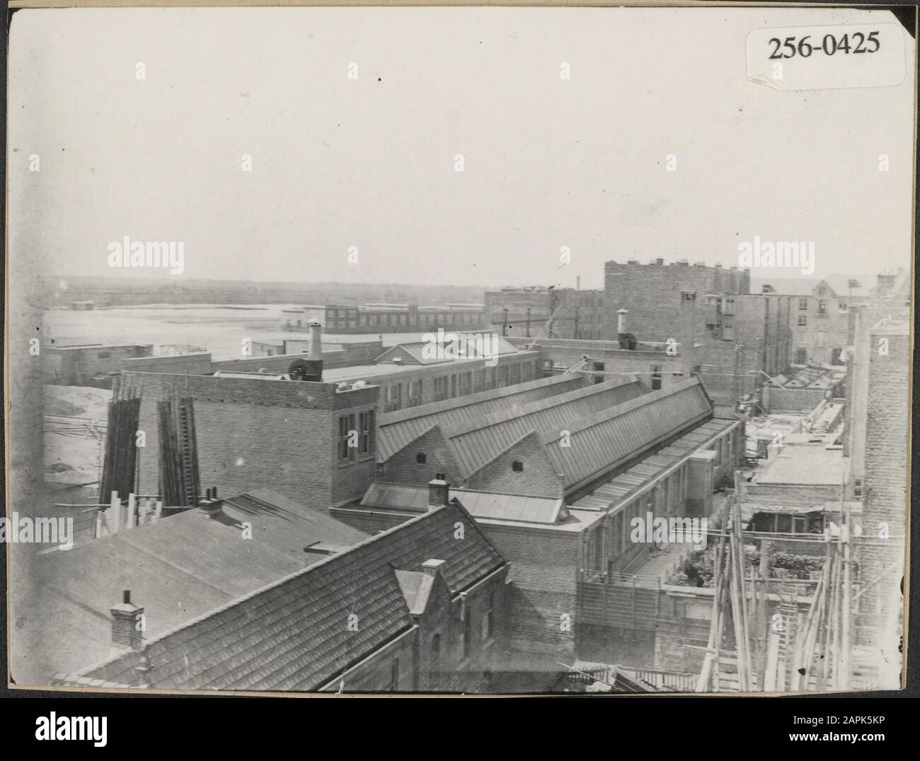 Diamant Date de coupe: 1919 mots clés: Diamant industriel, diamant de coupe, usines Banque D'Images