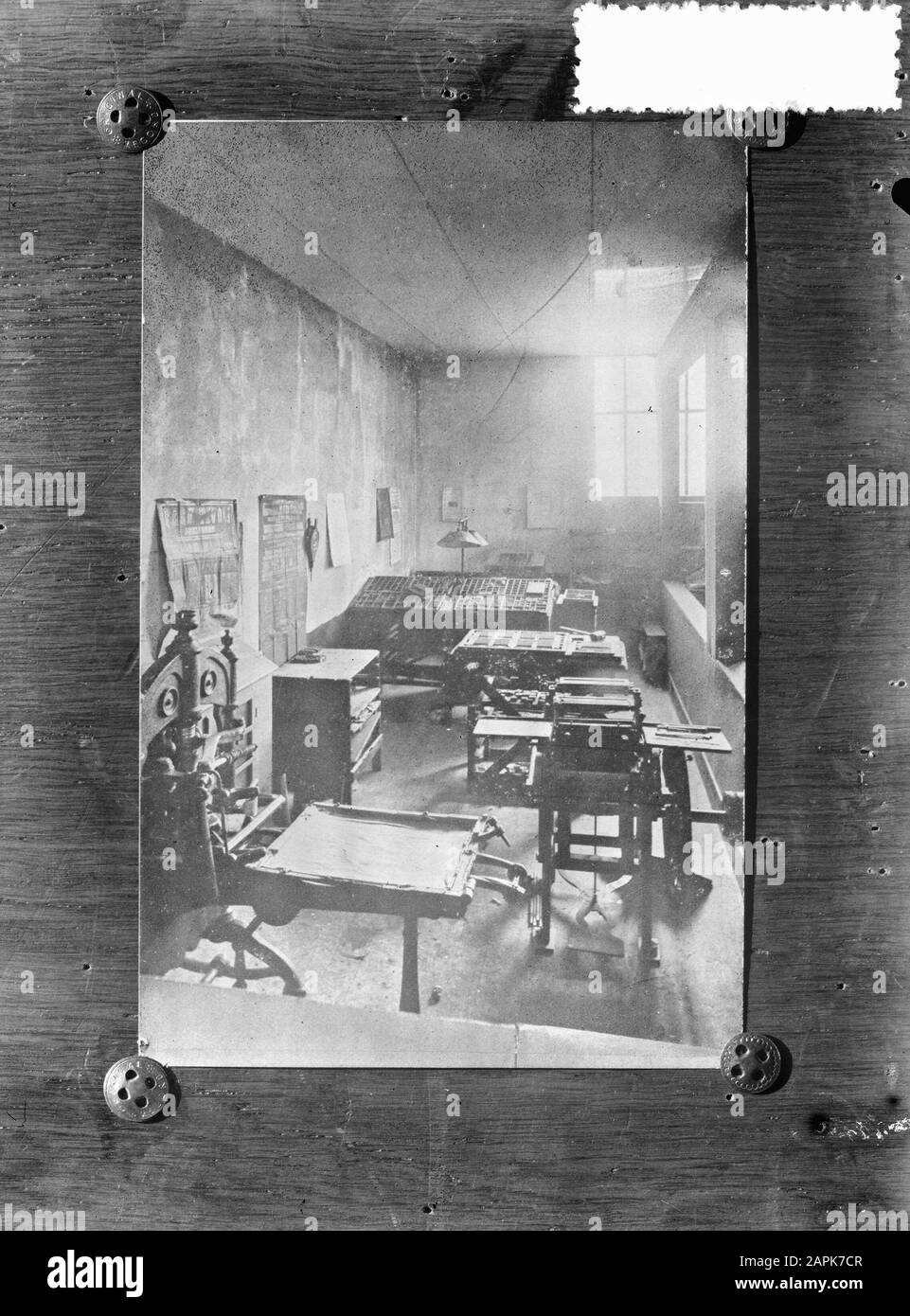 9 x 12 imprimerie (impression non sanitaire) Date : non daté mots clés : impression Banque D'Images