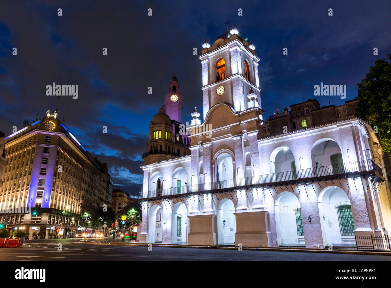 Belle vue sur les bâtiments historiques autour de la Plaza de Mayo dans le centre de Buenos Aires, en Argentine Banque D'Images