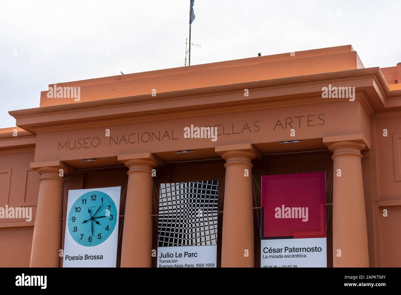 Façade orange du bâtiment du Musée des Beaux-Arts dans la région de Recoleta, Buenos Aires, Argentine Banque D'Images
