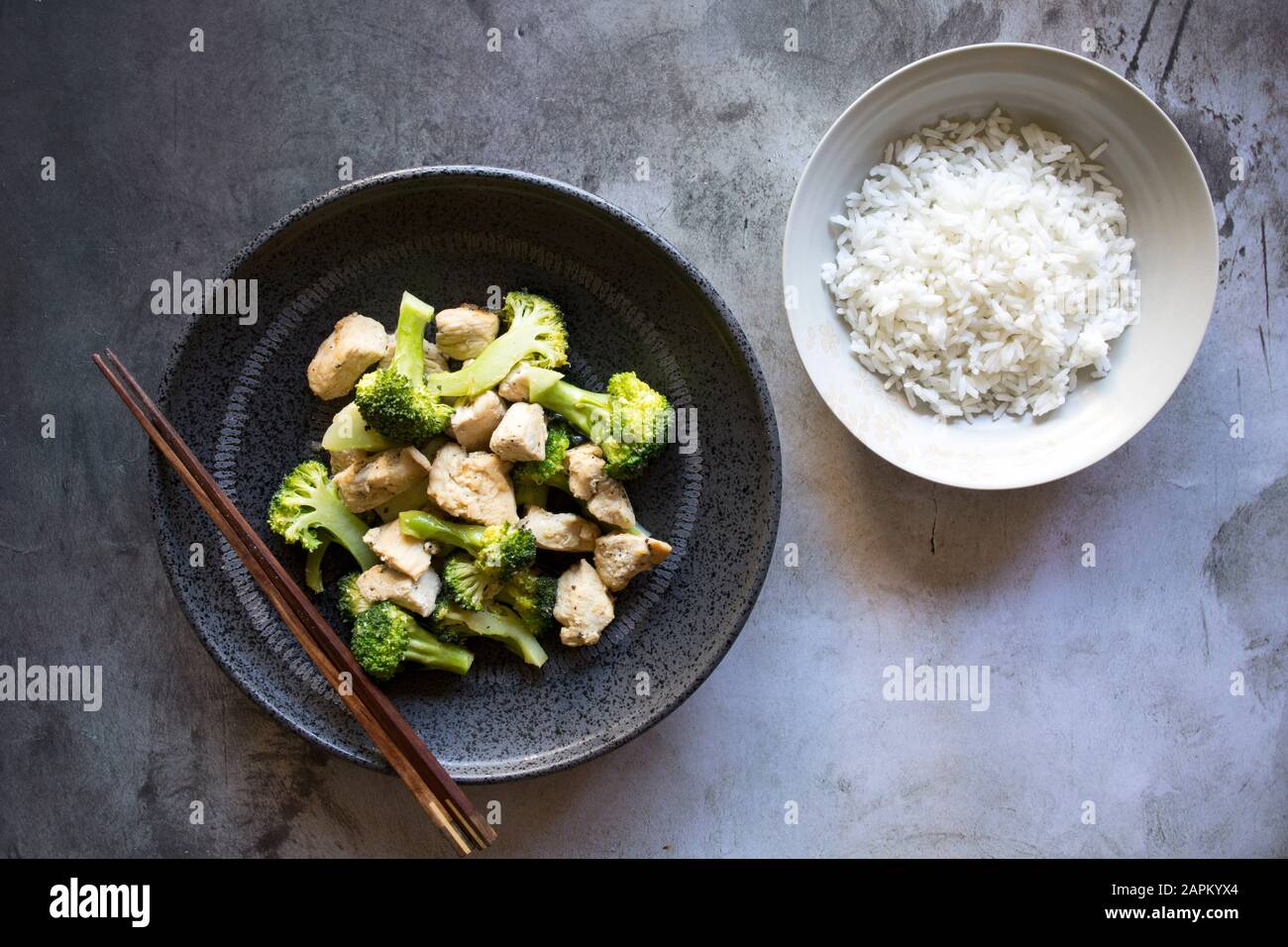 Sauté de poulet et brocoli Banque D'Images