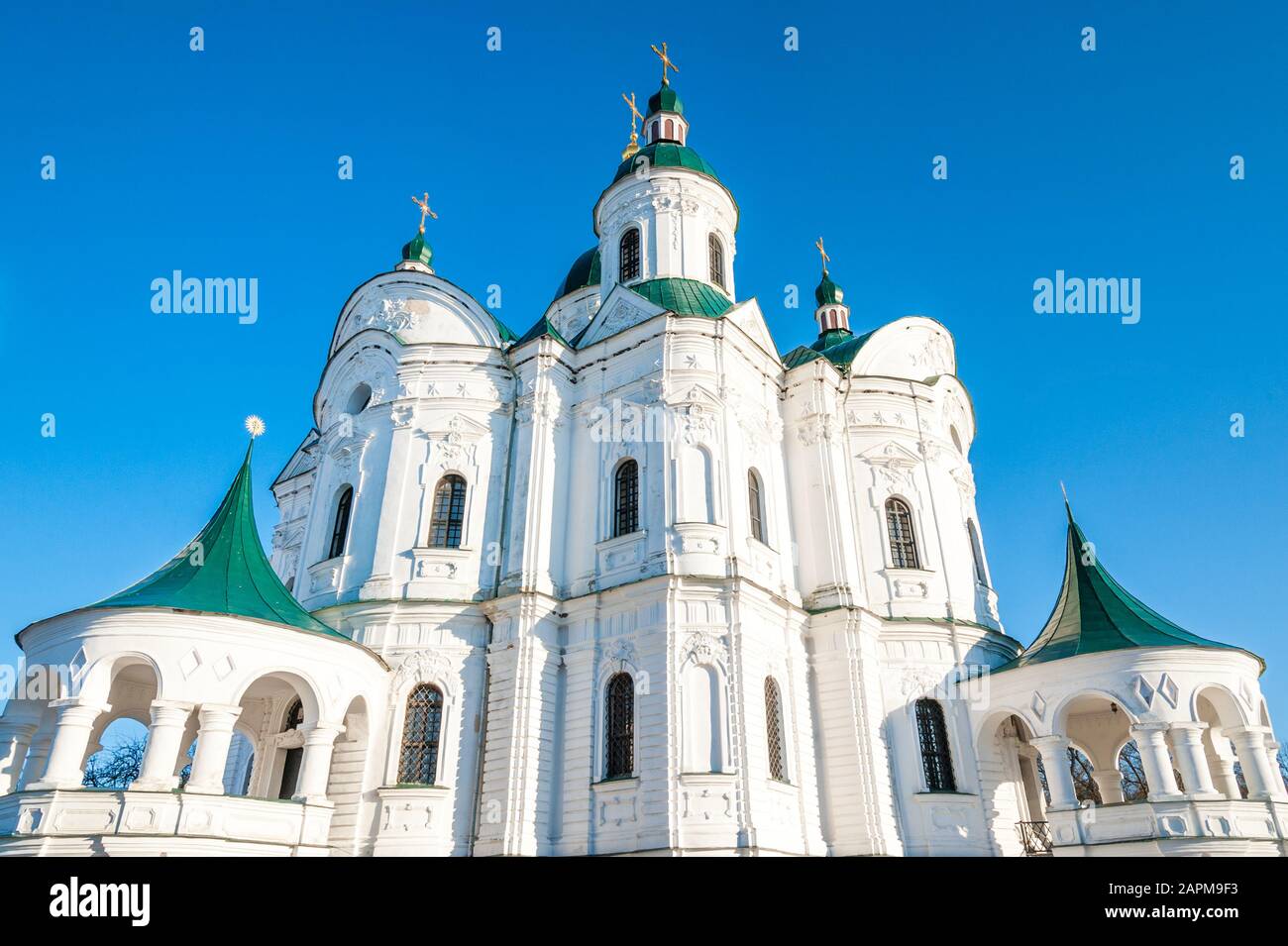 Cathédrale de la Nativité de la Sainte Vierge de style baroque ukrainien, ville de Kozelettes, province de Chernigov, Ukraine Banque D'Images