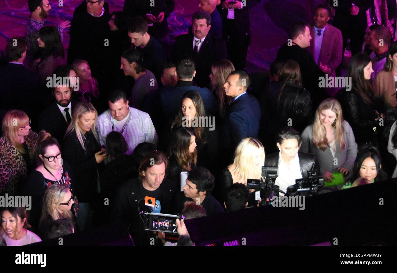 Hollywood, Californie, États-Unis 23 janvier 2020 l'acteur Ewan McGregor, l'acteur Chris Messina, l'actrice Margot Robbie et l'actrice Jurnee Smollett-Bell assistent à Warner Brothers Pictures Présente une Nuit de musique et de Mayhem à Harleywood, animée par la distribution d'oiseaux de Prey (Et La Fantabules Emancipation D'Un Harley Quinn) Le 23 janvier 2020 à Hollywood and Highland à Hollywood, Californie, États-Unis. Photo De Barry King/Alay Live News Banque D'Images