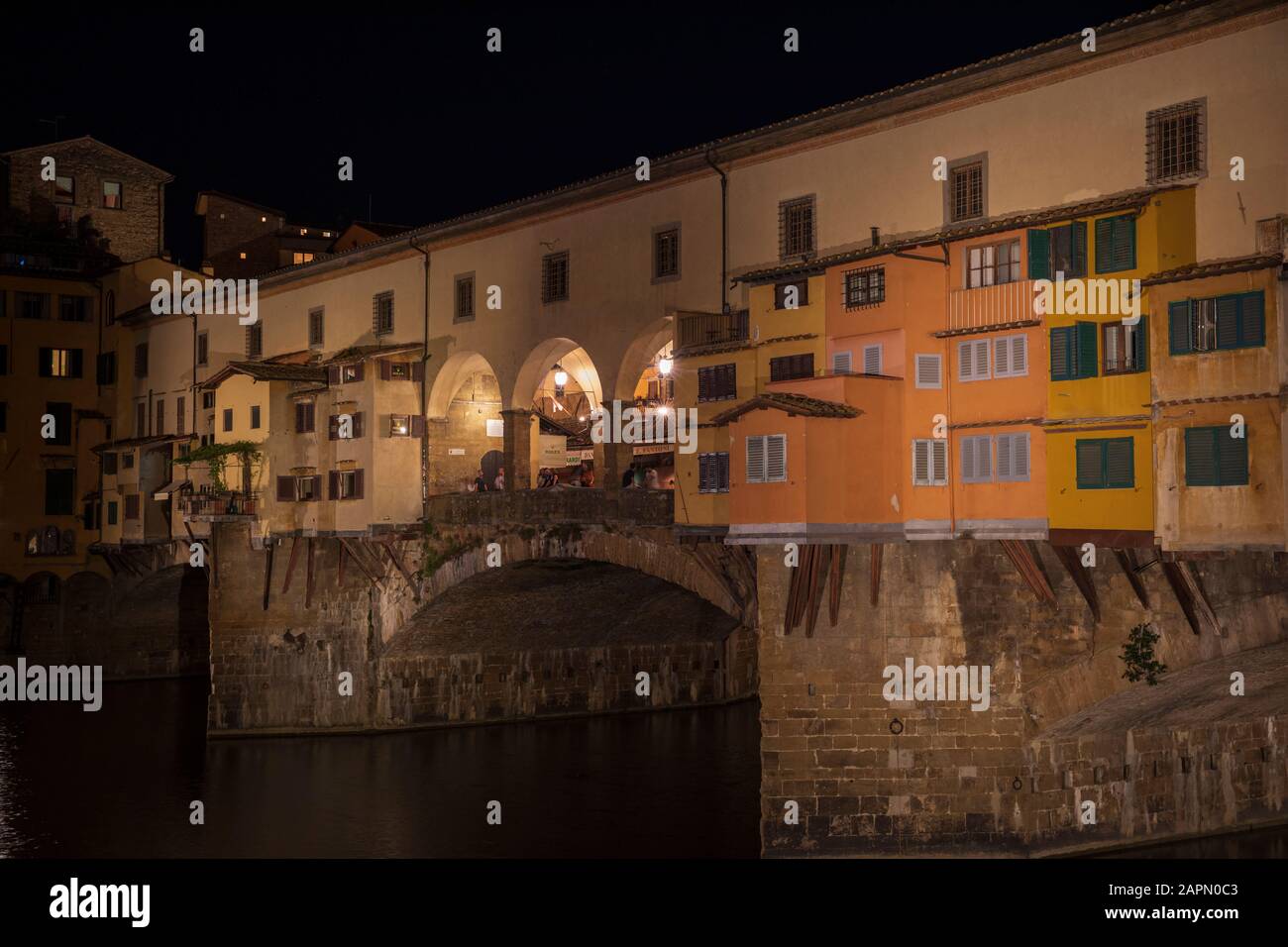 Le Ponte Vecchio (Vieux Pont) à Florence, Italie. Banque D'Images