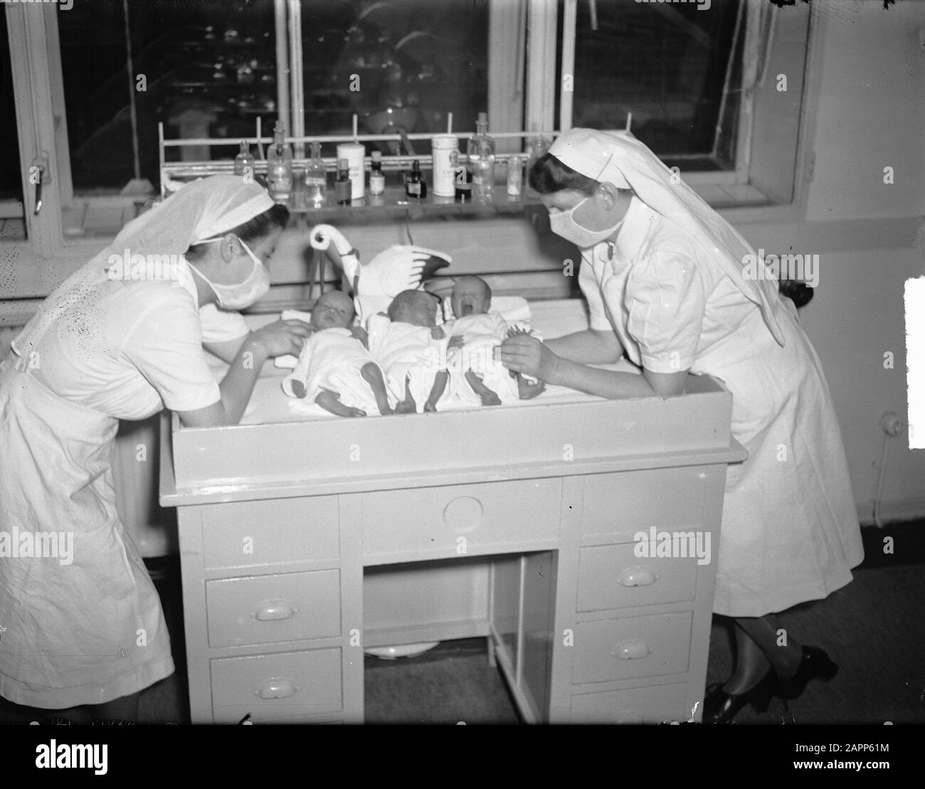 Drieling né à la Haye Date : 19 novembre 1948 mots clés : triplés Banque D'Images