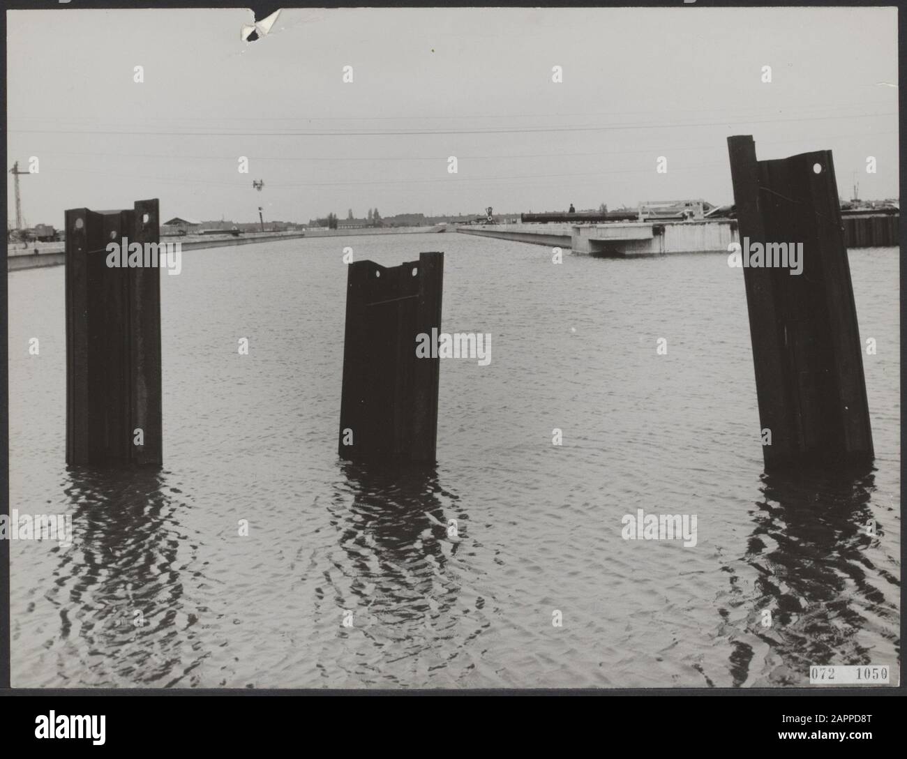 Ports, docks Date: 23 May 1955 lieu: Amsterdam, Noord-Holland mots clés: Docks, ports Nom de l'institution: NDSM Banque D'Images