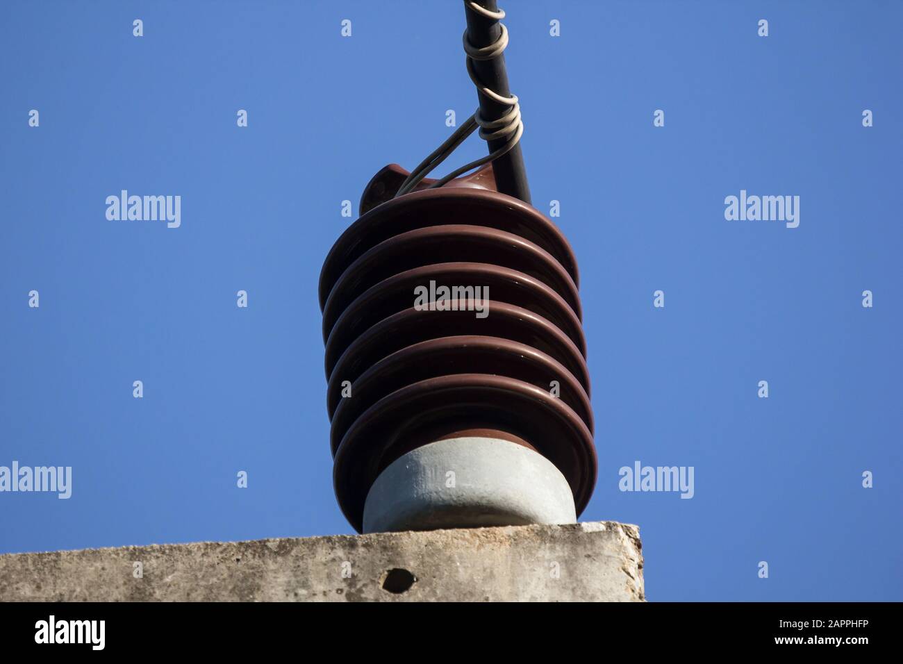 Céramique marron de l'isolant électrique Banque D'Images