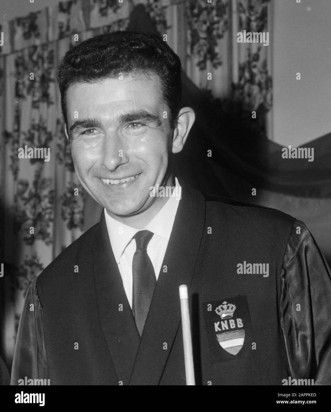 Henk Scholte (NLD), cadre d'ancrage du champion d'Europe 47/1 à Zwanenburg. Date : 16 Janvier 1966 Lieu : Noord-Holland, Zwanenburg Mots Clés : Billard, Champions Nom Personnel : Jean Marty Banque D'Images