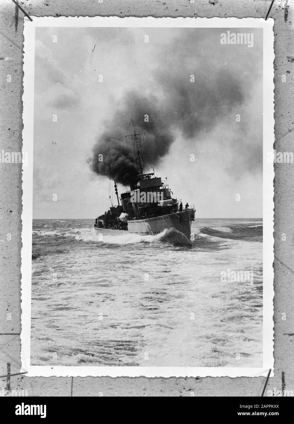 Rh. Mme Dan. Van Galen Date : {1940-1945} mots clés : Marine, navires de guerre, seconde Guerre mondiale Banque D'Images