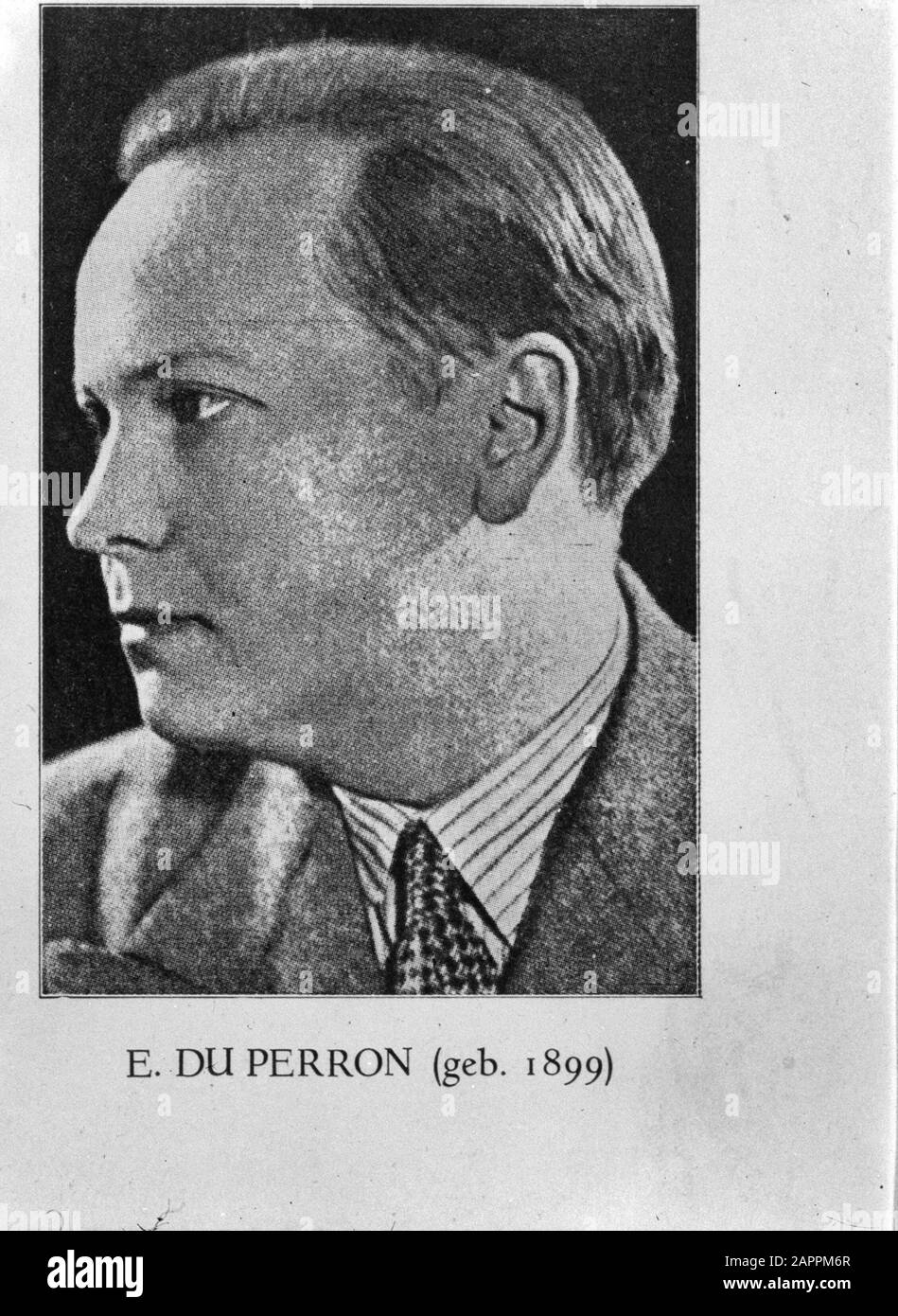 P [Portraits/Persons]/Anefo London Series E du Perron (b. 1899) Annotation: Repronegative Date: 1940-1945 mots clés: Littérature, portraits, écrivains, seconde Guerre mondiale Nom personnel: Plate-forme , Edgar du Banque D'Images