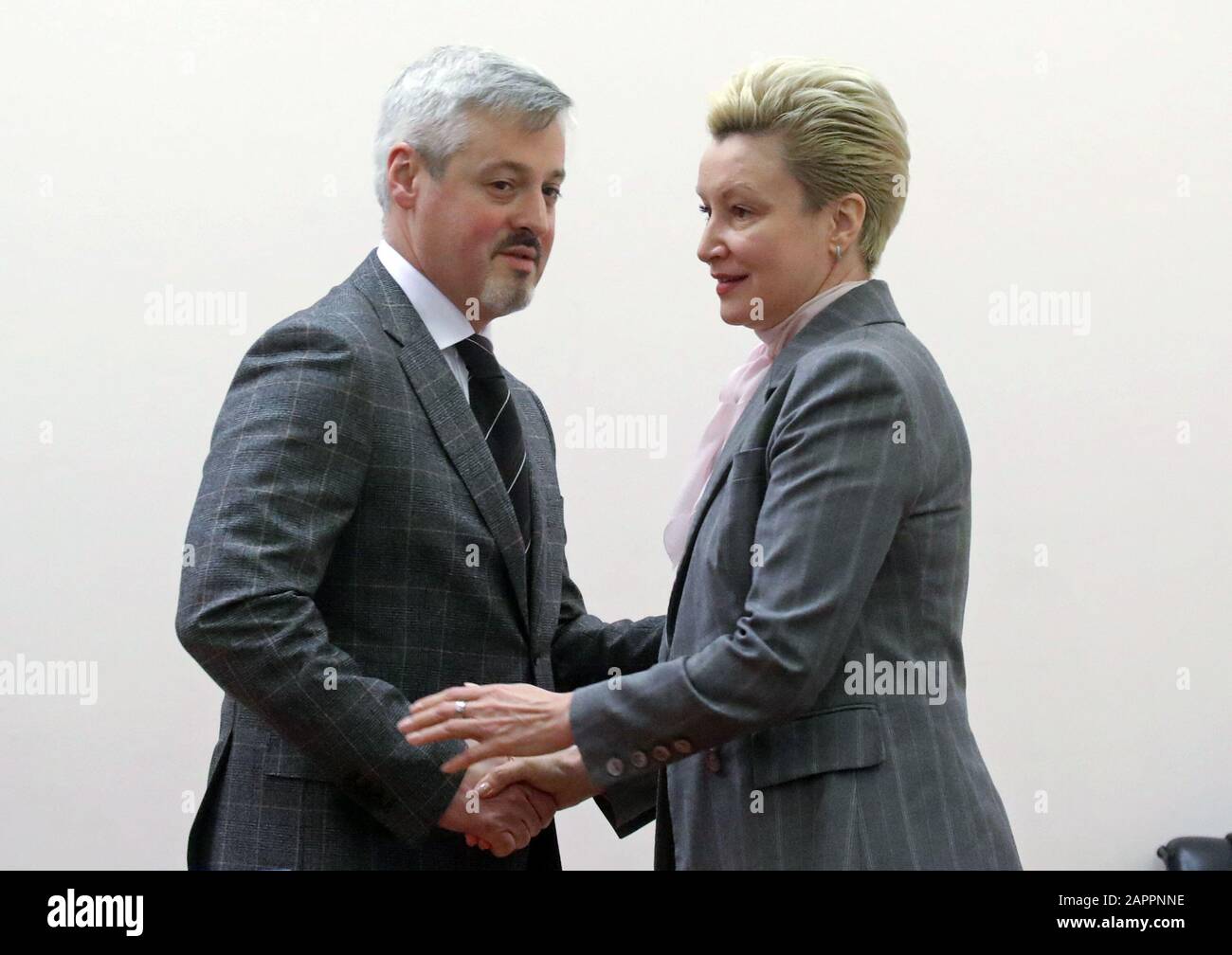 rencontre entre fonctionnaire