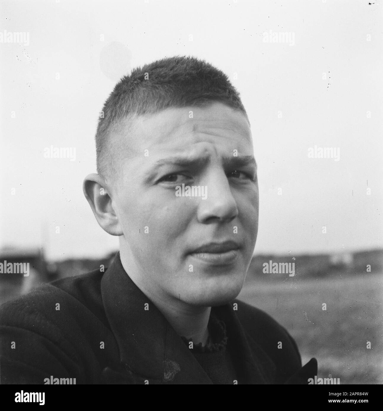 Le travail de la Fondation War Foster les enfants dans le domaine des soins aux enfants des N.-B. Portrait d'un garçon Date : octobre 1945 mots clés : éducation, seconde Guerre mondiale Banque D'Images