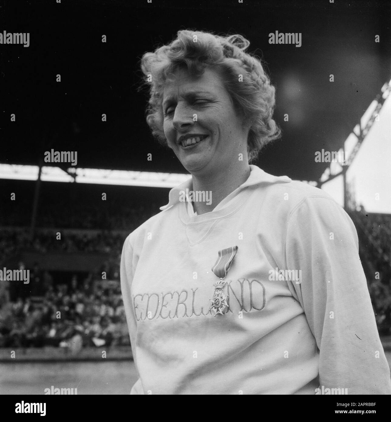 Journée Olympique À Amsterdam. Fanny Blankers-Koen Date: 26 juin 1949 lieu: Amsterdam, Noord-Holland mots clés: Athlètes, athlétisme, portraits, sport Nom De La Personne: Blankers-Koen, Fanny Banque D'Images