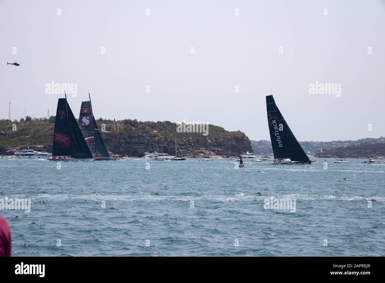 Wild Oats XI au début de la course Rolex Sydney Hobart Yacht Race 2019. Port De Sydney 26 Décembre 2019. Banque D'Images