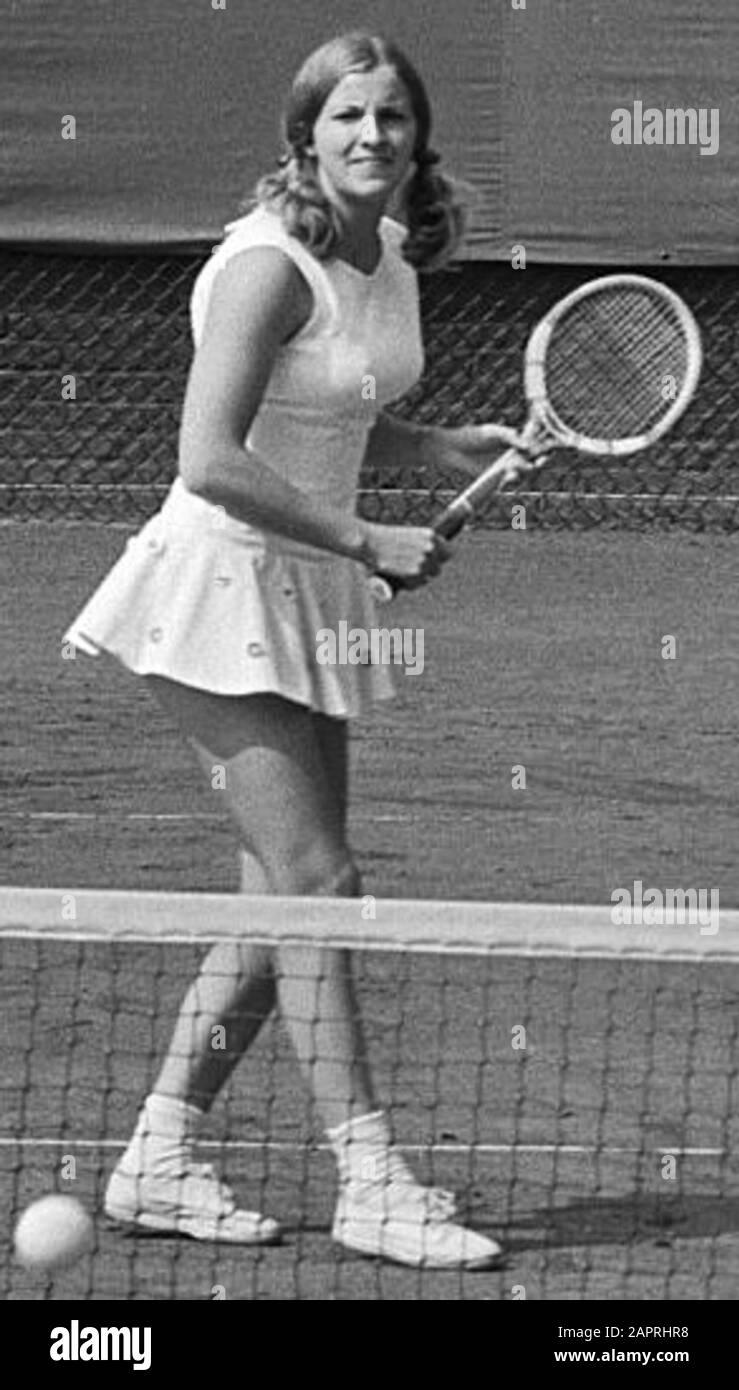 Katja Ebbinghaus, joueur de tennis de l'Allemagne de l'Ouest, aux Championnats internationaux néerlandais de Hilversum; Banque D'Images