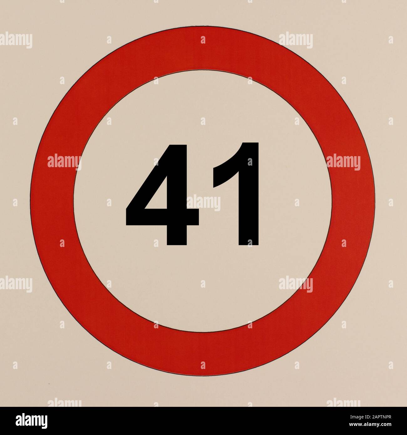 Illustration des Straßenverkehrszeichens 'maximum Geschwindigkeit 41 km/h' Banque D'Images