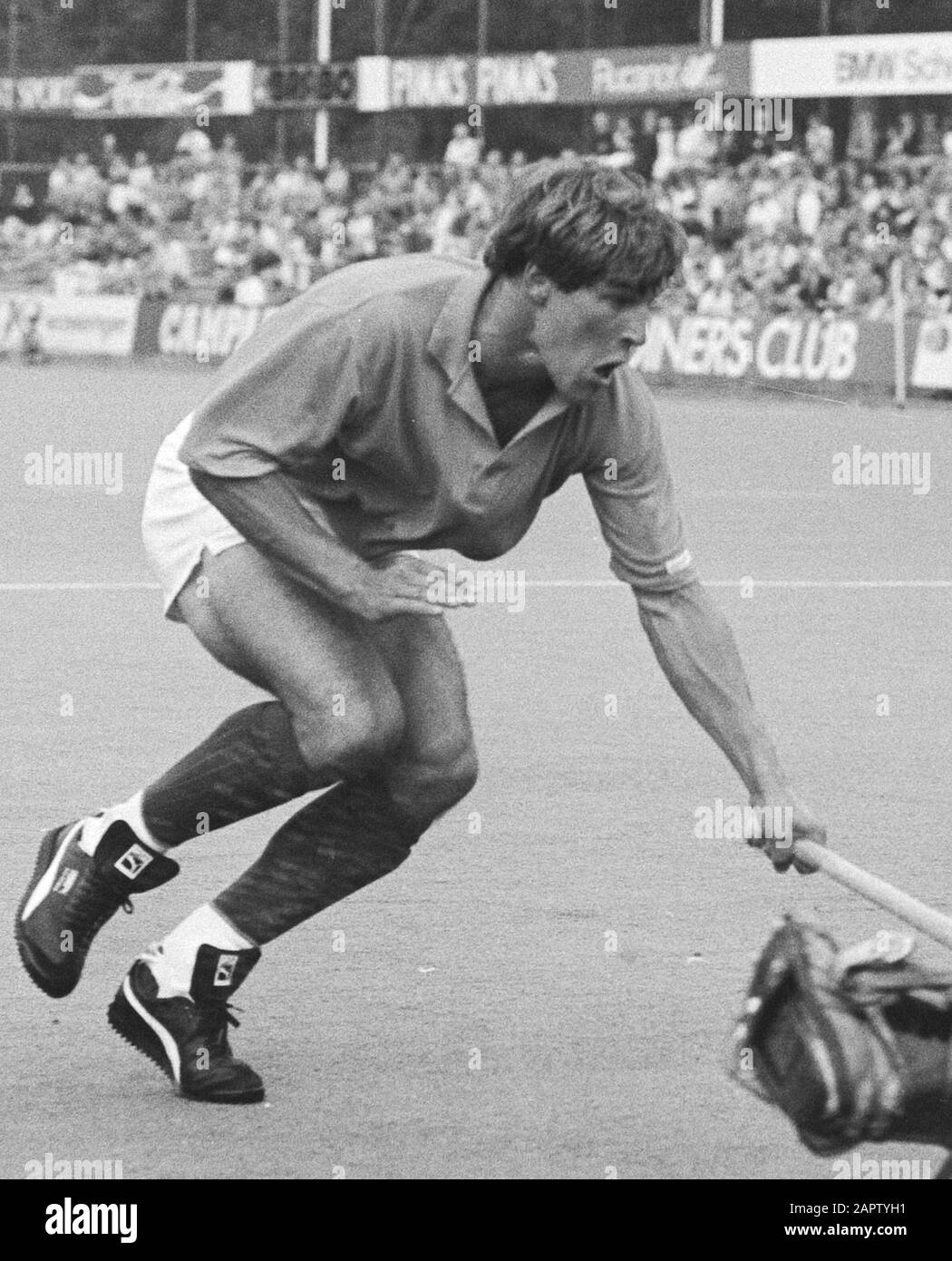 Jan Hidde Kruize scores contre la Pologne; Banque D'Images