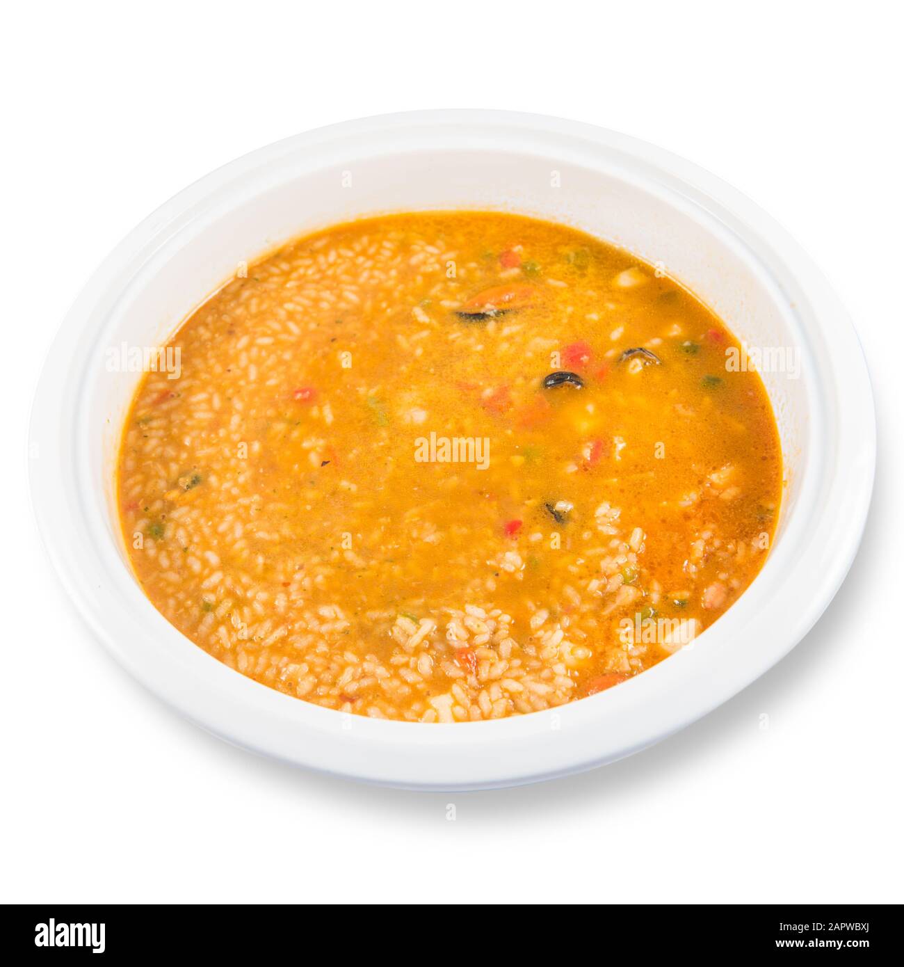 Plat de Riz Caldoso Marinero sur fond blanc Banque D'Images