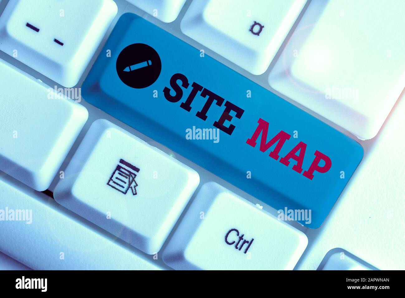 La main conceptuel montrant Plan du site. Sens Concept conçu pour aider à la fois les utilisateurs et les moteurs de recherche naviguer sur le site Banque D'Images