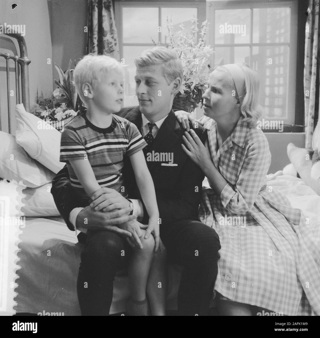 Jeu de télévision Claudia en David Date: 23 juillet 1960 mots clés: Jeux de télévision Banque D'Images