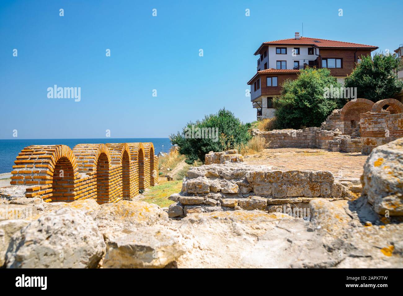 Ruines anciennes église de la Sainte mère eleusa à Nessebar, Bulgarie Banque D'Images