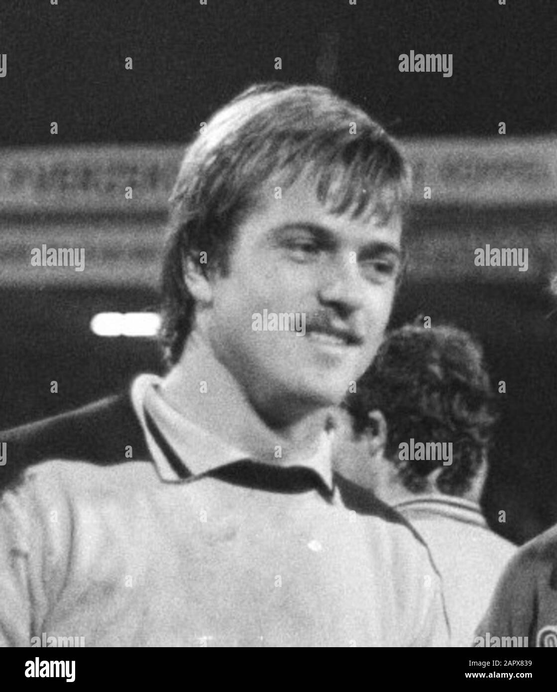 Conseil du Congrès pour la libération du Suriname à Rotterdam m.. Janki (debout), dr. Sedny (L) Date : 15 Mars 1986 Lieu : Rotterdam, Zuid-Holland Mots Clés : Conférences Banque D'Images