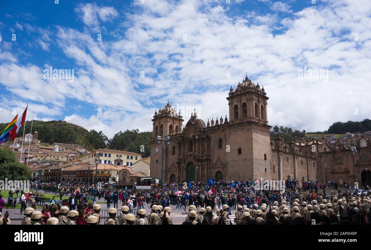 Cathédrale de Cusco située sur la place principale de Cusco au Pérou Banque D'Images