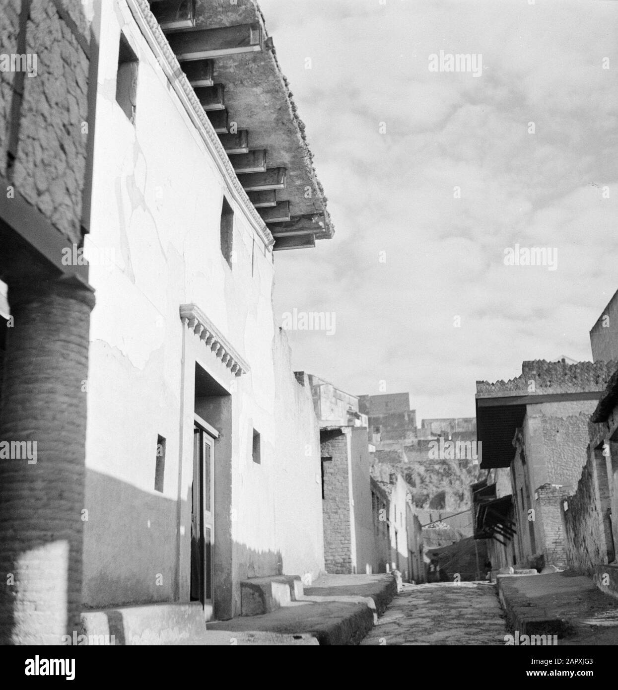 Italie image de rue dans la ville Herculaneum Date: Non daté lieu: Herculanum, Italie mots clés: Archéologie, fouilles, villes, rues, maisons Banque D'Images