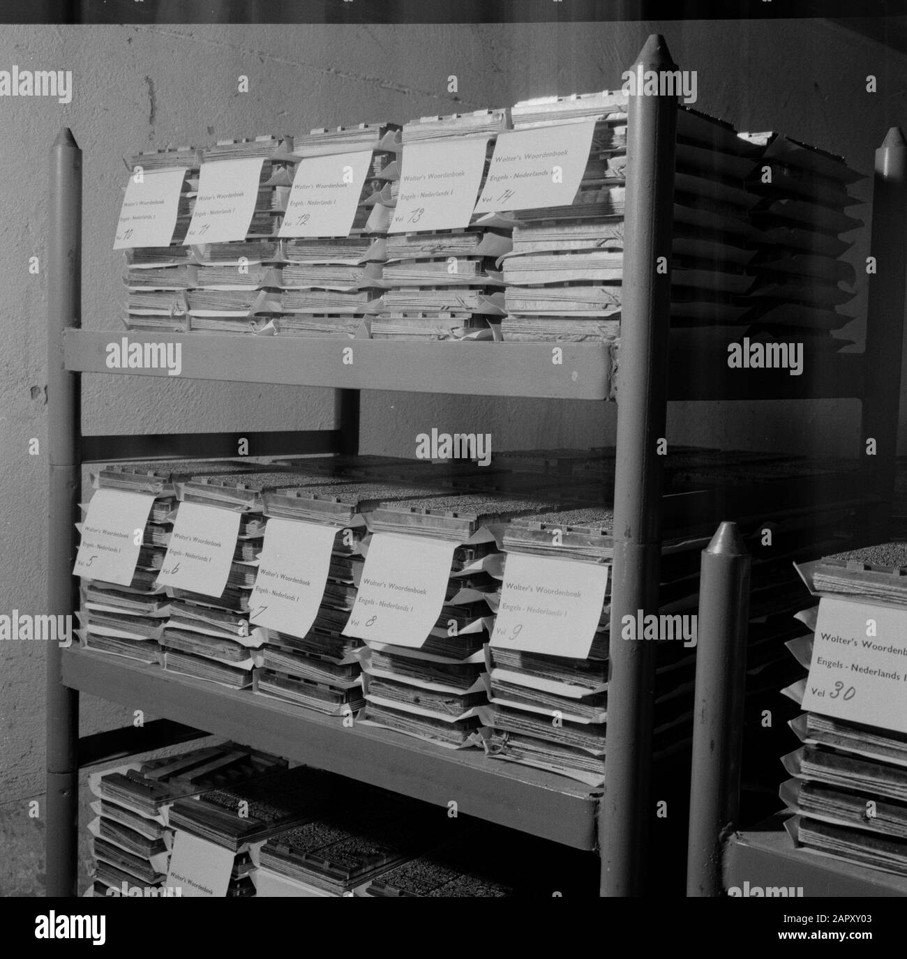 Reportage Éditeur Wolters, Groningue stocks de produits imprimés Date: Août 1965 lieu: Groningue (ville) mots clés: Impression, entrepôts, édition Nom de l'institution: J B. Wolters Banque D'Images