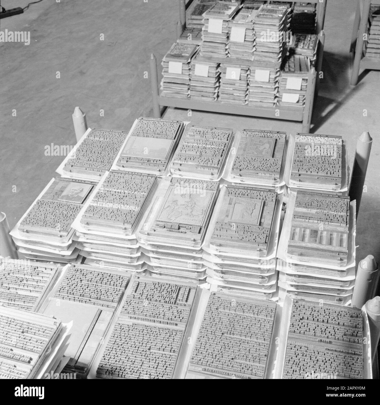 Reportage Éditeur Wolters, Groningue stocks de produits imprimés Date: Août 1965 lieu: Groningue (ville) mots clés: Impression, entrepôts, édition Nom de l'institution: J B. Wolters Banque D'Images