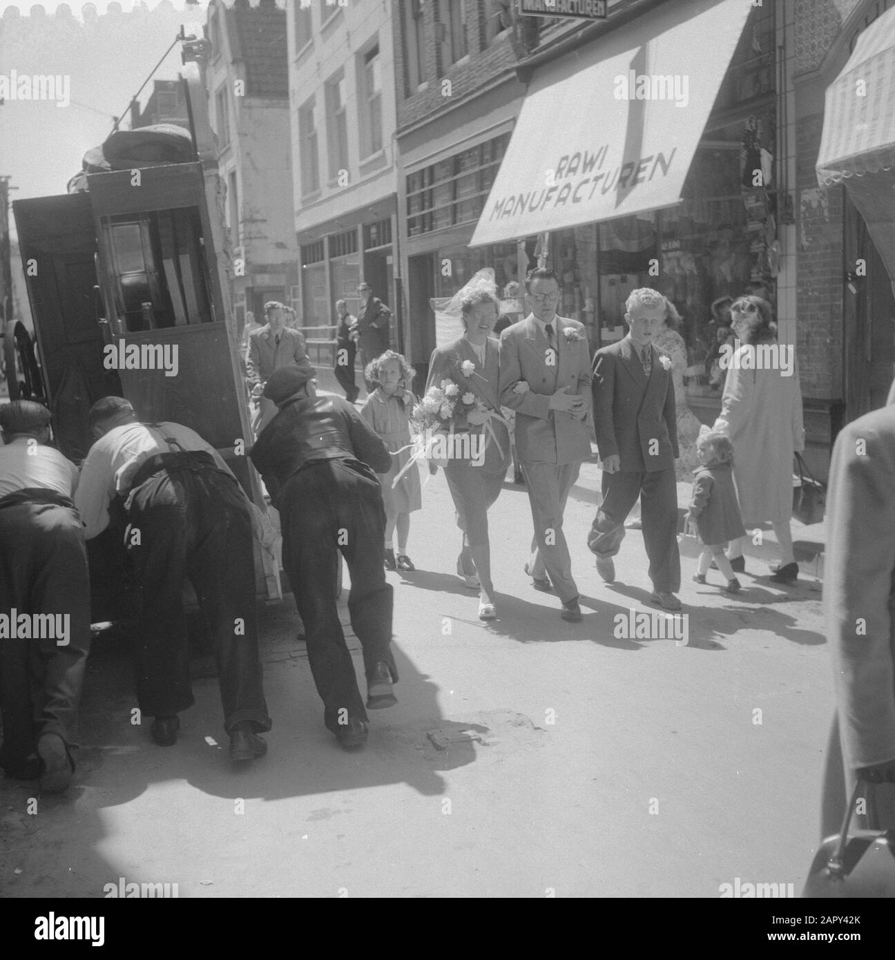 Série sur l'organe rotatif. Organe pivot est poussé Date: 23 août 1961 mots clés: Série, organes de tonneau Banque D'Images