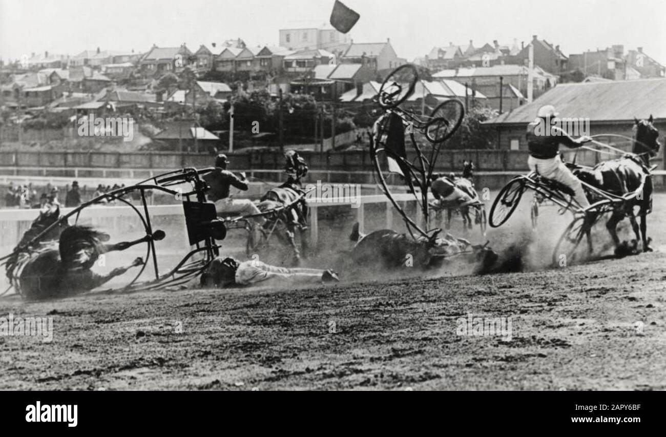 Accident de la route sur un disque dur à Toronto, Canada, 1935. Banque D'Images