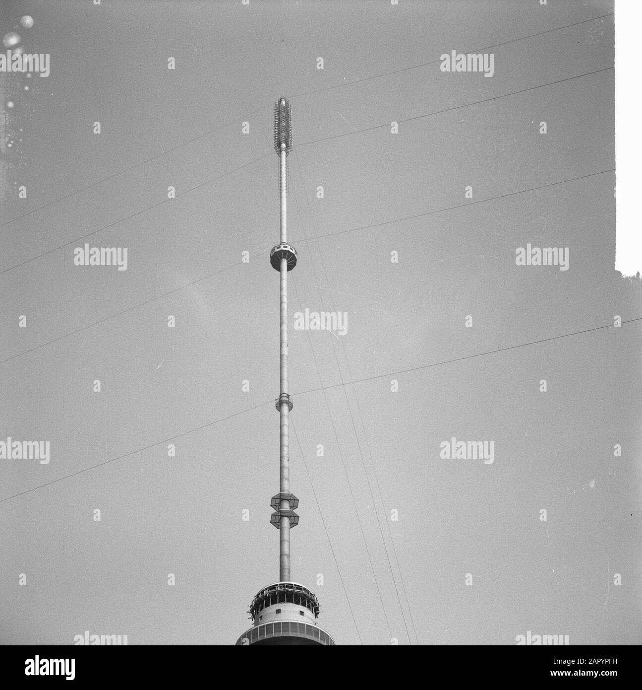 Nouvelle chaîne de télévision à Lopik Date: 17 janvier 1961 lieu: Lopik mots clés: Chaînes de télévision Banque D'Images