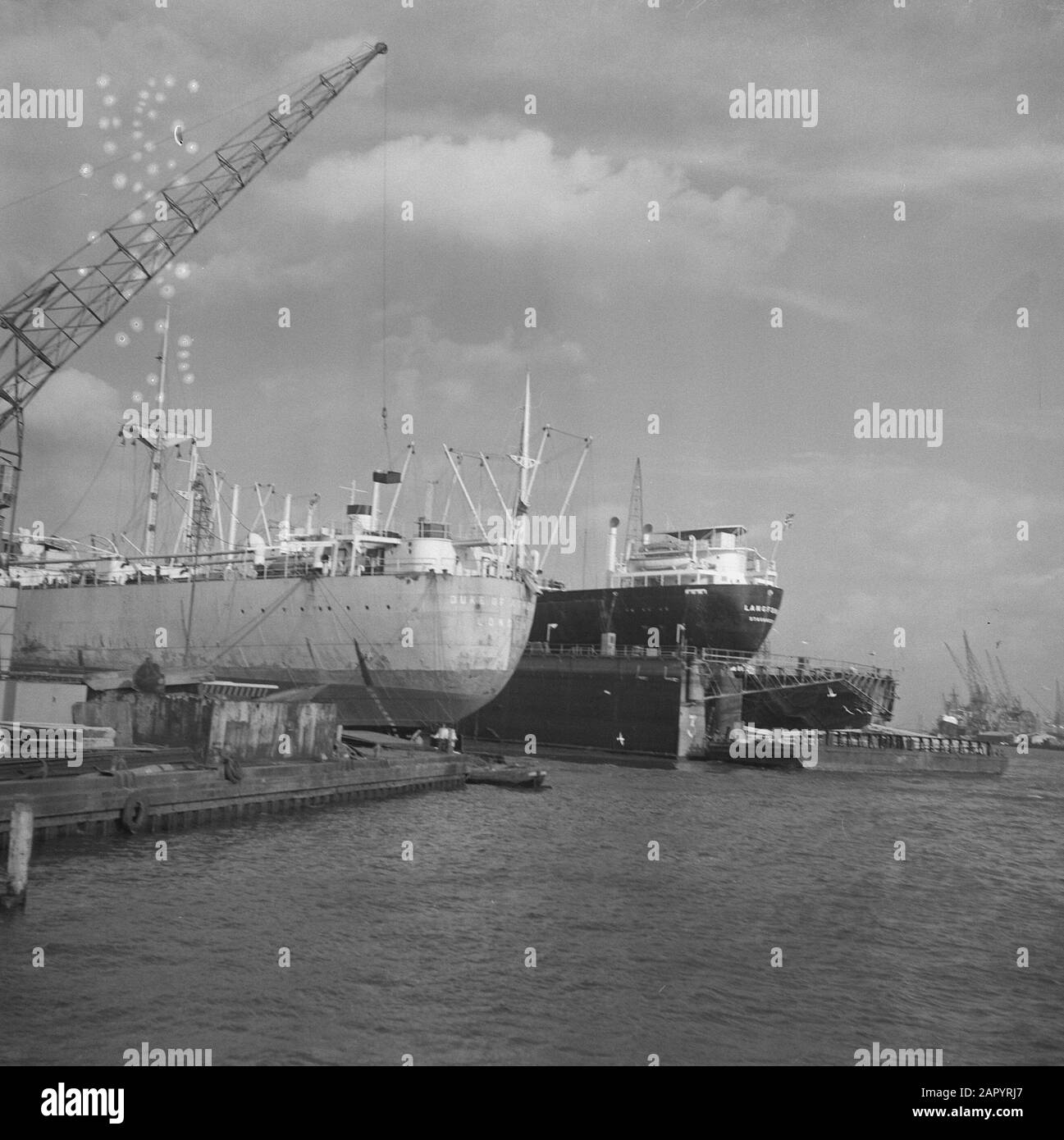 Série à propos du Port d'Amsterdam Date: 28 février 1961 mots clés: Ports, SÉRIE Banque D'Images