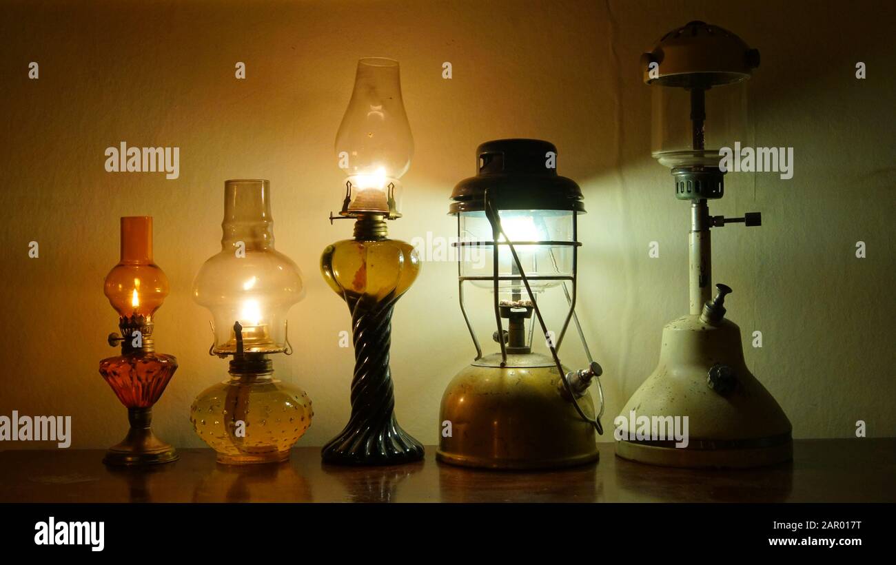 Lanterne à Pétrole Ditmar Maxim 506 - Lampe De Camping Vintage - Pour Pièces