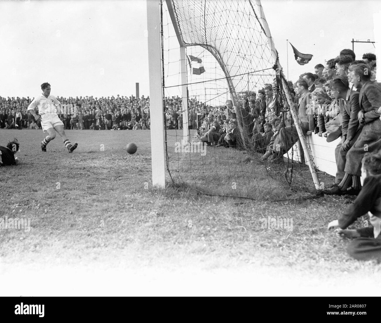 Zeeburgia Contre Vsv 1-3 Objectif Date : 19 Septembre 1948 Mots Clés : Buts, Sports, Football Banque D'Images