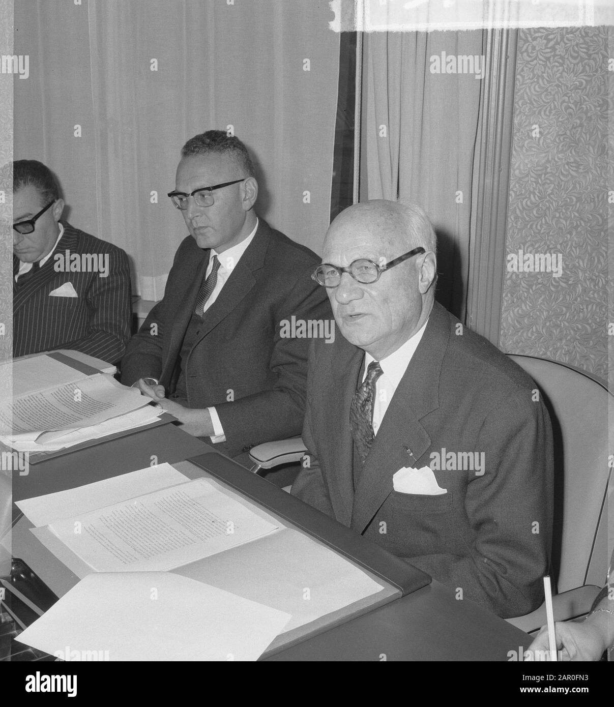 Forl. Commande Communautés Européennes. Reçu De Réception Emile Roche Date : 8 Novembre 1963 Mots Clés : Reçus, Réceptions Banque D'Images