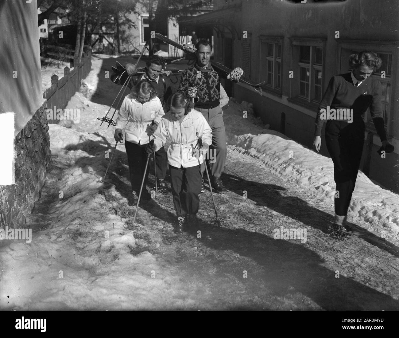 Princesses In Tirol (Sankt Anton) Date : 12 Février 1949 Lieu : Autriche, Sankt Anton Am Arlberg, Tirol Banque D'Images
