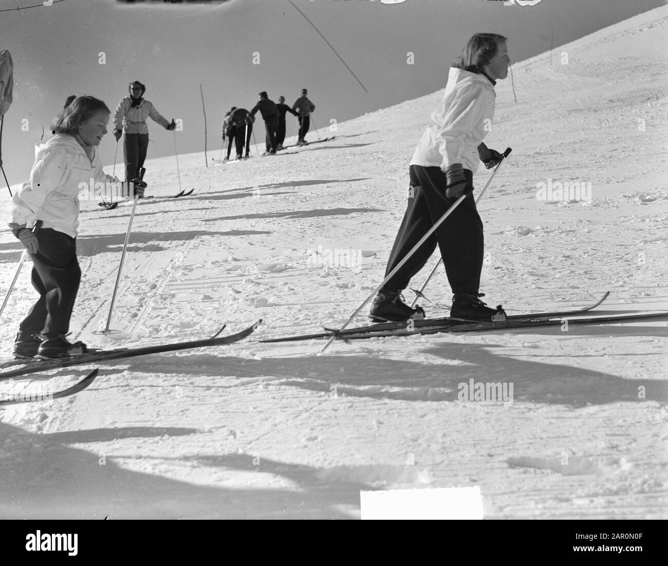 Princesses In Tirol (Sankt Anton) Date : 12 Février 1949 Lieu : Autriche, Sankt Anton Am Arlberg, Tirol Banque D'Images